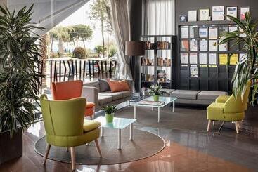 Aqua Hotel Promenade & Spa 4sup