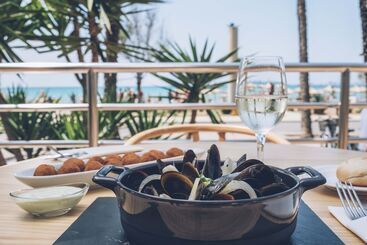 Aya Seahotel   Adults Only