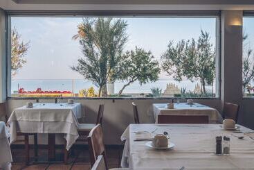Aya Seahotel   Adults Only