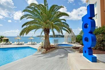 هتل Bahia Principe Sunlight Coral Playa