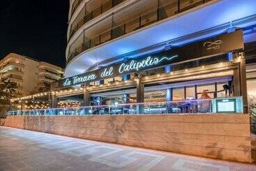 هتل Calipolis