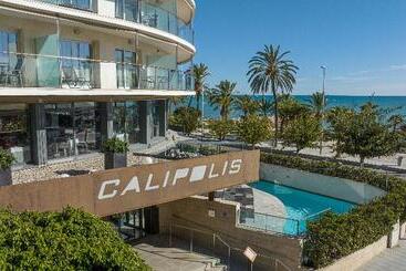 هتل Calipolis