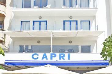 هتل Capri