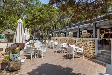 هتل Catalonia Ses Estaques - Adults Only