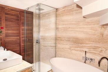 Claris Hotel & Spa Gl, A Small Luxury Hotel Of The World