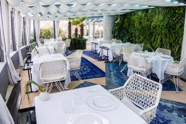 Claris Hotel & Spa Gl, A Small Luxury Hotel Of The World