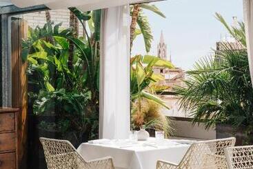 Claris Hotel & Spa Gl, A Small Luxury Hotel Of The World
