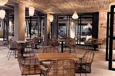בית מלון כפרי Caramelo Palma Beach - Adults Only