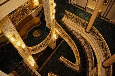 هتل El Avenida Palace