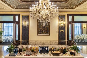 هتل El Avenida Palace