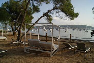 Els Pins Resort & Spa   Emar Hotels