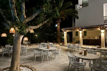 هتل Galfi   Boutique & Adults Only