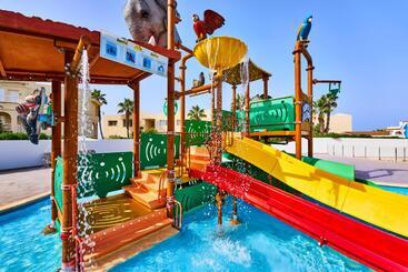 בית מלון כפרי Globales Cala'n Bosch