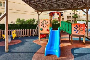 בית מלון כפרי Globales Cala'n Bosch