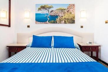 هتل Globales Condes De Alcudia