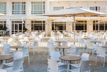 هتل Globales Condes De Alcudia