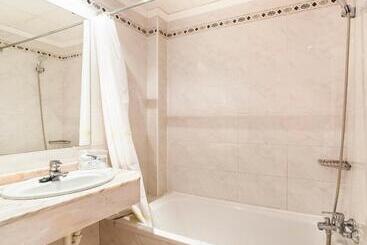 هتل Globales Condes De Alcudia