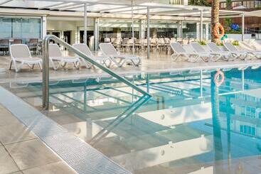 هتل Globales Panama - Adults Only