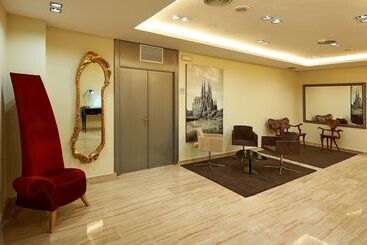 هتل Hesperia Barcelona Barri Gòtic
