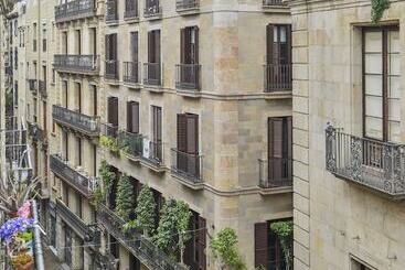 هتل Hesperia Barcelona Barri Gòtic