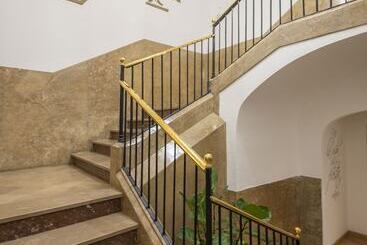 هتل Hesperia Barcelona Barri Gòtic