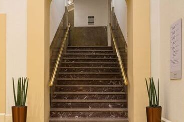 هتل Hesperia Barcelona Barri Gòtic