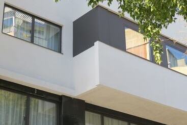 هتل Hg City Suites Barcelona