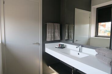 هتل Hg City Suites Barcelona