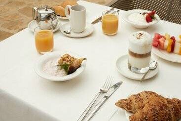 هتل Inmood Aucanada 4* Sup