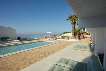 هتل Inmood Aucanada 4* Sup