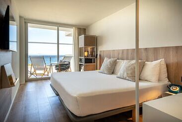 هتل Innside By Meliá Calviá Beach