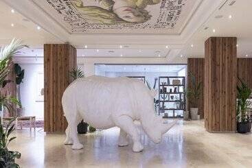 هتل Innside Ibiza Beach
