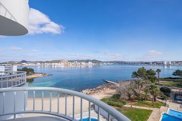 هتل Innside Ibiza Beach