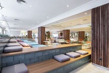 هتل Innside Ibiza Beach