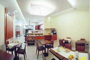 Hotel Marfil