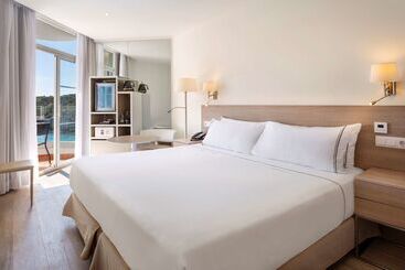هتل Meliá Cala Galdana