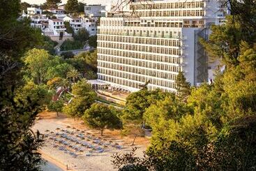هتل Meliá Cala Galdana