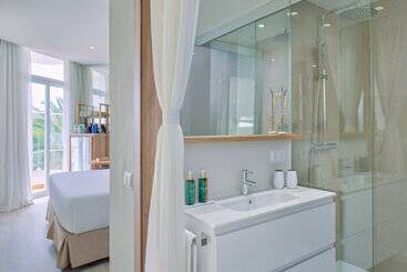 هتل Meliá Cala Galdana