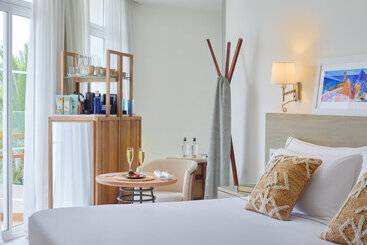هتل Meliá Cala Galdana