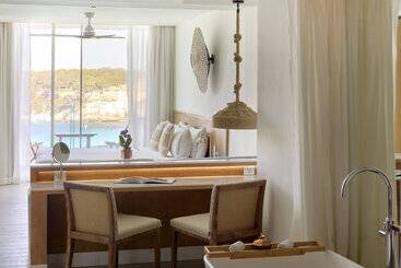 هتل Meliá Cala Galdana