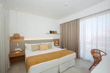 هتل Myseahouse Flamingo - Adults Only 4* Sup