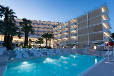 Reverence Mare Hotel - Adults Only