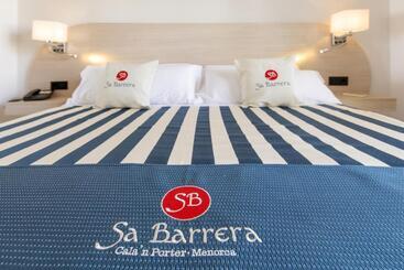 هتل Sa Barrera  Adults Only