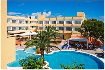 هتل Sagitario Playa