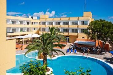 هتل Sagitario Playa