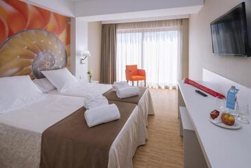 هتل Sumus Stella & Spa 4* Sup - Adults Recommended