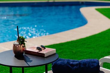 Hotel Thb Maria Isabel  Adults Only