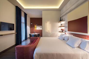 Hotel Vincci Mae