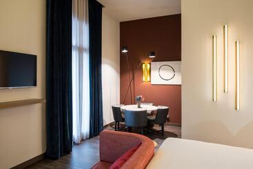 Hotel Vincci Mae