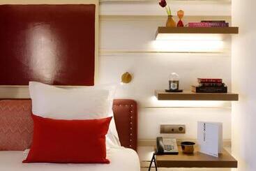 Hotel Vincci Mae